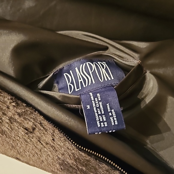 REVERSIBLE LADIES VEST - Picture 2 of 7